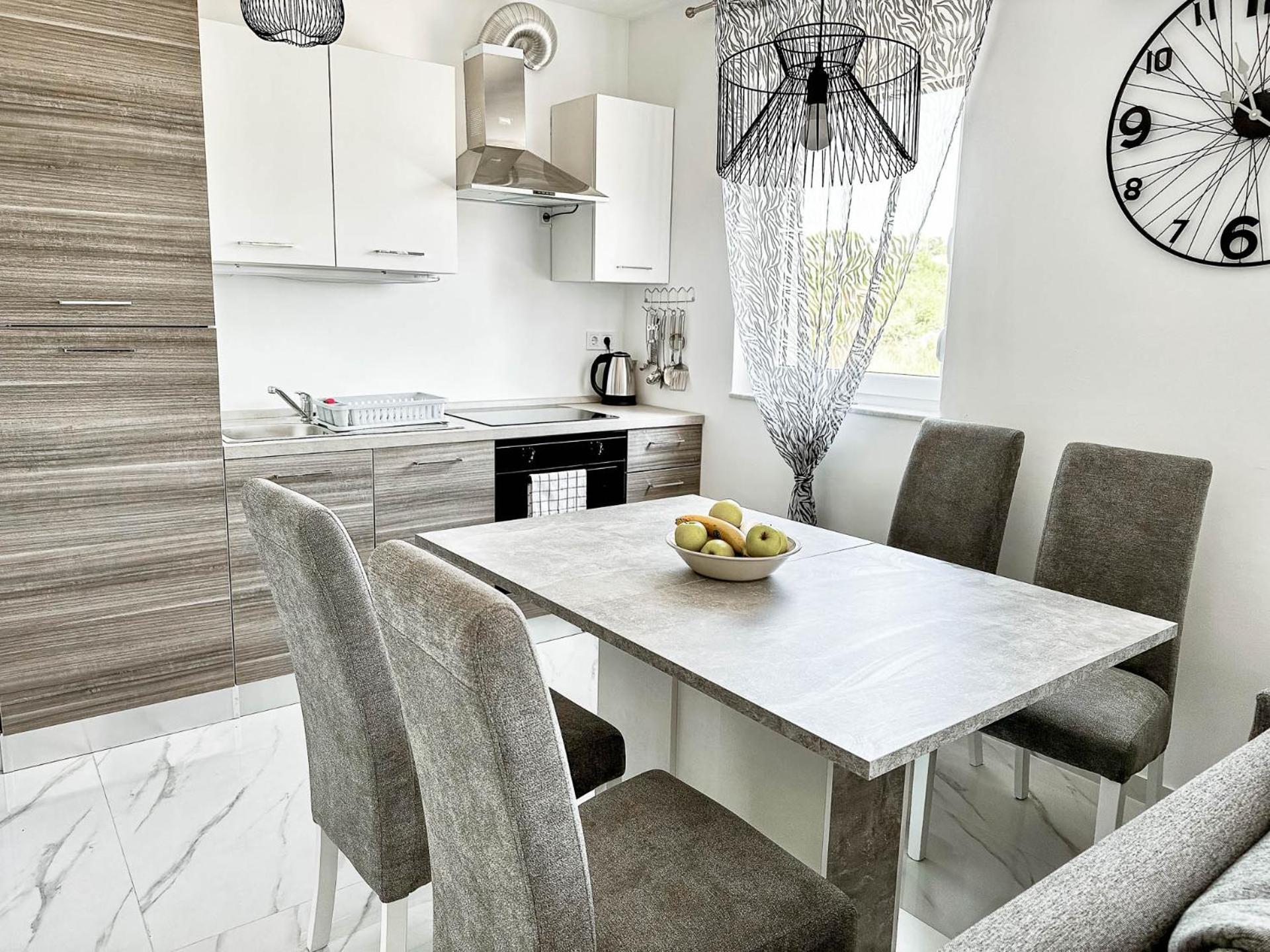 Brand New 2 Bed, 1 Bath Condo Zara Esterno foto
